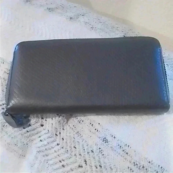 NWOT- Deux Lux Ladies Wallet -Vegan Leather - Picture 1 of 12